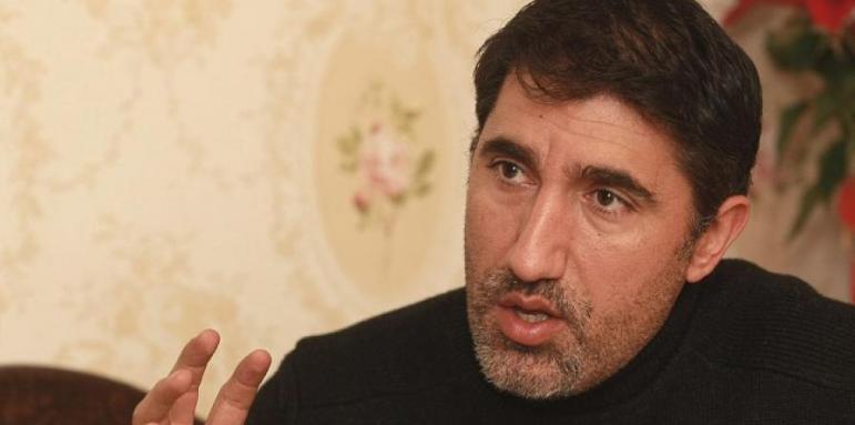 Башар Рахал налетя като бик на червеното